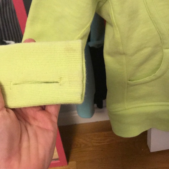Lululemon size 4 scuba hoodie - Picture 2 of 3
